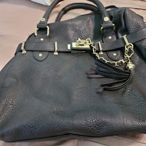 Steve Madden crossbody black handbag